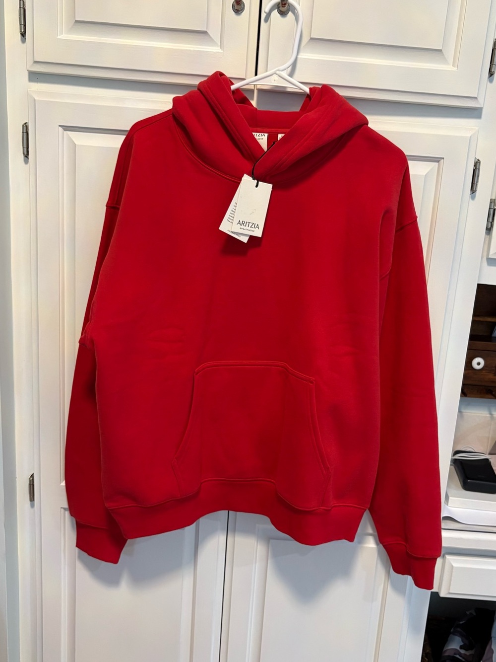 NWT Aritzia Perfect Fit Sweatfleece hoodie sweatshirt - Flashing Red - XL